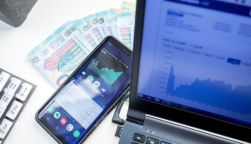 Kursrutsch erlebt? Wertpapiere k&ouml;nnen solche Verluste unter Umst&auml;nden wieder aufholen - wenn ihnen gen&uuml;gend Zeit gegeben wird.