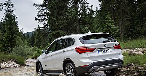 Ein BMW X1 xDrive25d von 2015 in freier Wildbahn: In dieser Allrad-Motorisierung und in dieser Umgebung dürften aber wohl die allerwenigsten X1 anzutreffen sein.