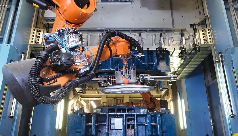 Schuler schließt die Produktion in Gemmingen und prüft, wo die verbleibenden Beschäftigten aus der Entwicklungs- und Servicesparte künftig arbeiten werden.