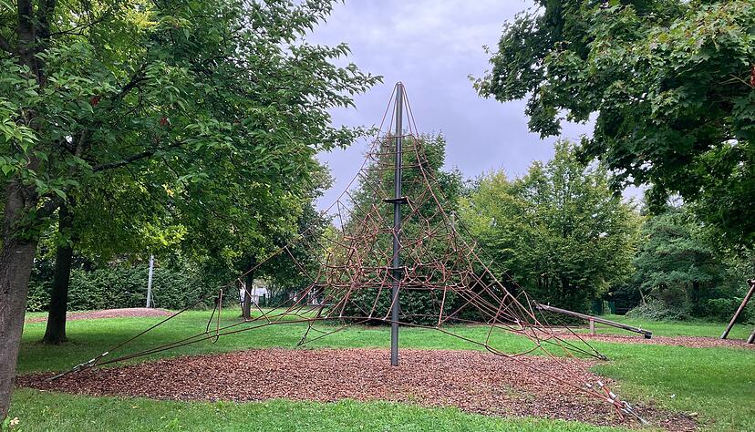 Der Abenteuerspielplatz in der Lauffener Weststadt ist eines der größeren Areale, auf die die Stadt in Zukunft vermehrt setzen will.
Foto: Theresa Heil Der Abenteuerspielplatz in der Lauffener Weststadt ist eines der größeren Areale, auf die die Stadt in Zukunft vermehrt setzen will.
Foto: Theresa Heil