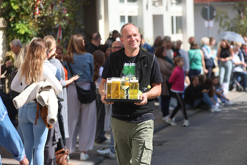 Der Käsritt ist zurück: Die Leingartener feierten am Sonntag beim Umzug ihr Fest.