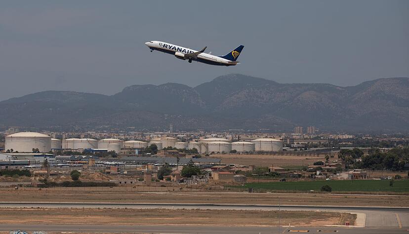 Ein knappes Dutzend Fl&uuml;ge wurde umgeleitet. (Archivfoto)