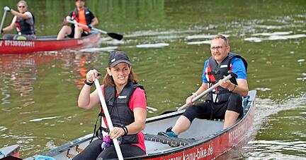 "Das war eine Super-Gruppe", sagt Stadtführer Ulrich Sauter (links), nachdem alle wieder festen Boden unter den Füßen haben. "Das war eine Super-Gruppe", sagt Stadtführer Ulrich Sauter (links), nachdem alle wieder festen Boden unter den Füßen haben.