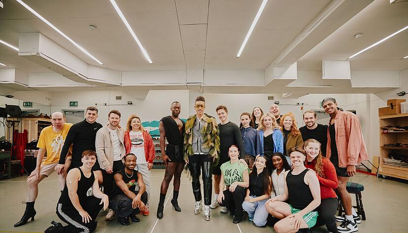 Das Skript für das Kultmusical, das 2012 in Chicago uraufgeführt wurde, stammt von Theater-Ikone Harvey Fierstein. Das Skript für das Kultmusical, das 2012 in Chicago uraufgeführt wurde, stammt von Theater-Ikone Harvey Fierstein.