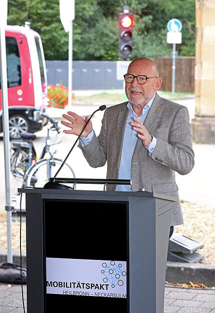 Erste bemannte Fahrt mit dem autonomen Busshuttle in Bad Wimpfen, vom Bahnhof bis zur LIDL-Zentrale