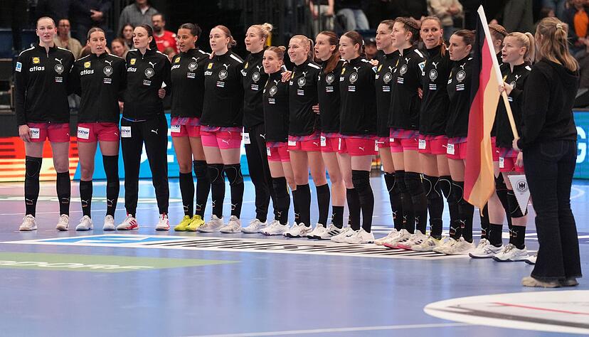 Deutschlands Handballerinnen haben das erste von zwei Länderspielen gegen die Niederlande verloren.
