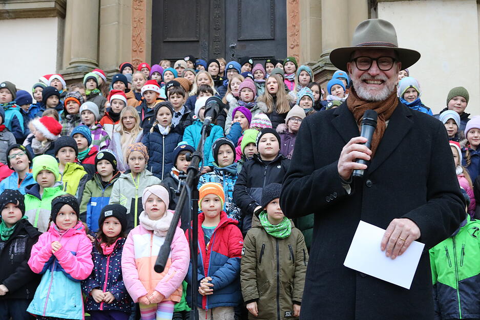 Am Wochenende findet der Weihnachtsmarkt in Schöntal statt. Am Wochenende findet der Weihnachtsmarkt in Schöntal statt.