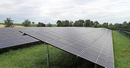 Mehr und mehr Flächen in Heilbronn-Franken werden nun mit Photovoltaik-Anlagen bebaut.  
Foto: Archiv/Hettich