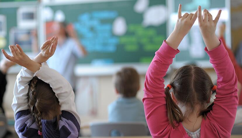 Schon zum neuen Schuljahr sollen die ersten Erstklässler der neuen Grundschule in einem Provisorium unterrichtet werden. Schon zum neuen Schuljahr sollen die ersten Erstklässler der neuen Grundschule in einem Provisorium unterrichtet werden.