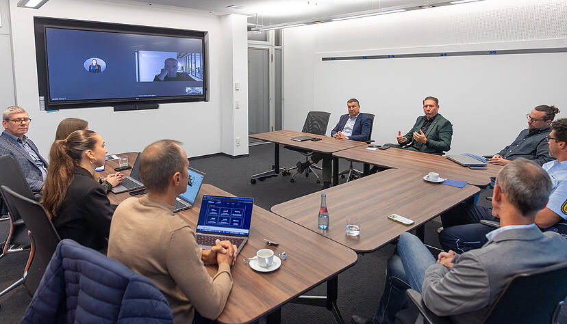 Die Partner des Cyber Security Days beim Austausch in der Redaktion der Heilbronner Stimme.