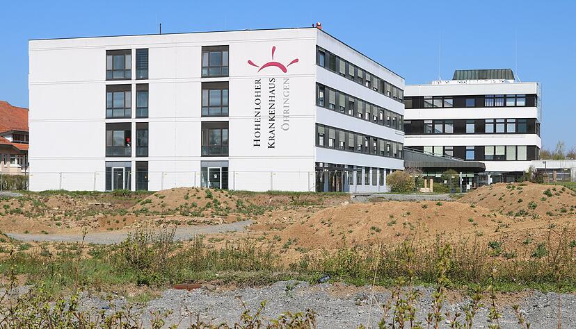 Das Hohenloher Krankenhaus in Öhringen bezahlt seit Januar keine Überstunden mehr aus. Das Hohenloher Krankenhaus in Öhringen bezahlt seit Januar keine Überstunden mehr aus.