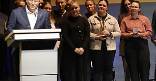 Die VSG Untersteinbach/&Ouml;hringen wurde zur Mannschaft des Jahres 2025 gew&auml;hlt.