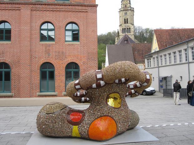 Niki-de-Saint-Phalle-Ausstellung in Hall