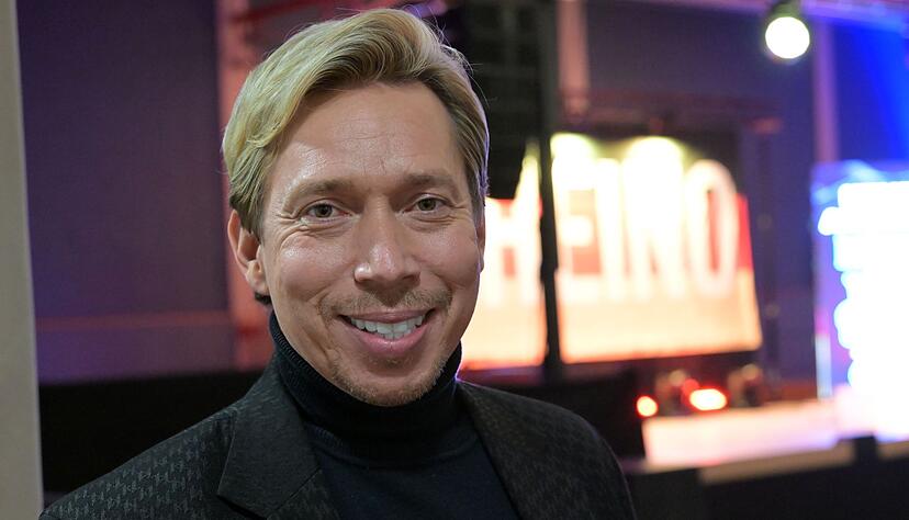 Der Manager von Heino, Helmut Werner, schaltet sich &ouml;ffentlich in den Streit um das Deutschlandlied in einer Version von Heino ein.