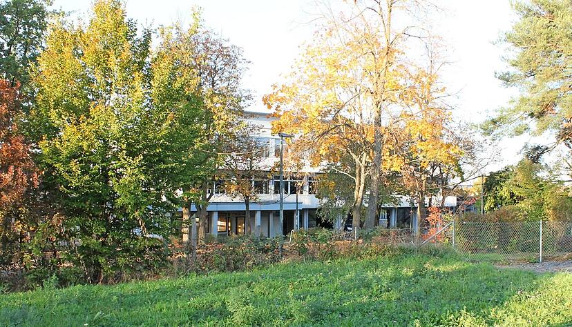 Auf dieser Fl&auml;che soll der Hort der H&ouml;lderlin-Grundschule Lauffen gebaut werden.