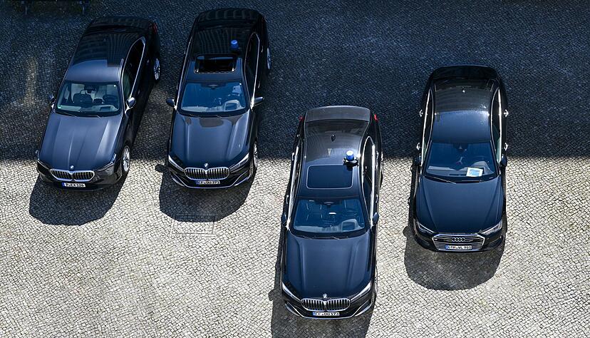 Die Deutsche Umwelthilfe kritisiert seit Jahren, dass viele Spitzenpolitiker bei der Wahl ihrer Dienstwagen nicht auf die Folgen für das Klima achten. (Symbolbild). Die Deutsche Umwelthilfe kritisiert seit Jahren, dass viele Spitzenpolitiker bei der Wahl ihrer Dienstwagen nicht auf die Folgen für das Klima achten. (Symbolbild).