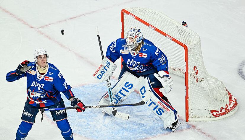 Umk&auml;mpftes Duell im Viertelfinale: Mannheims Defensive hatte gegen M&uuml;nchen viel zu tun.