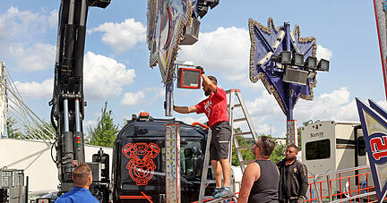 Aufbau Volksfest Heilbronn