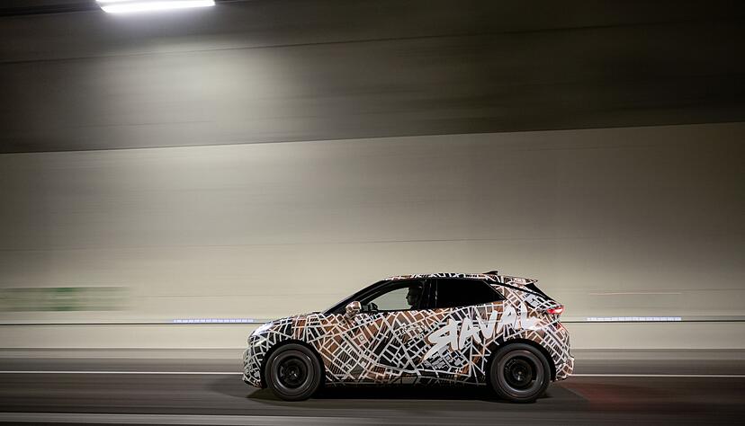 Ja, forscher Antritt, aber oben heraus geht dem Cupra Raval ein wenig die Luft aus - mehr als maximal 175 km/h sind nicht drin.