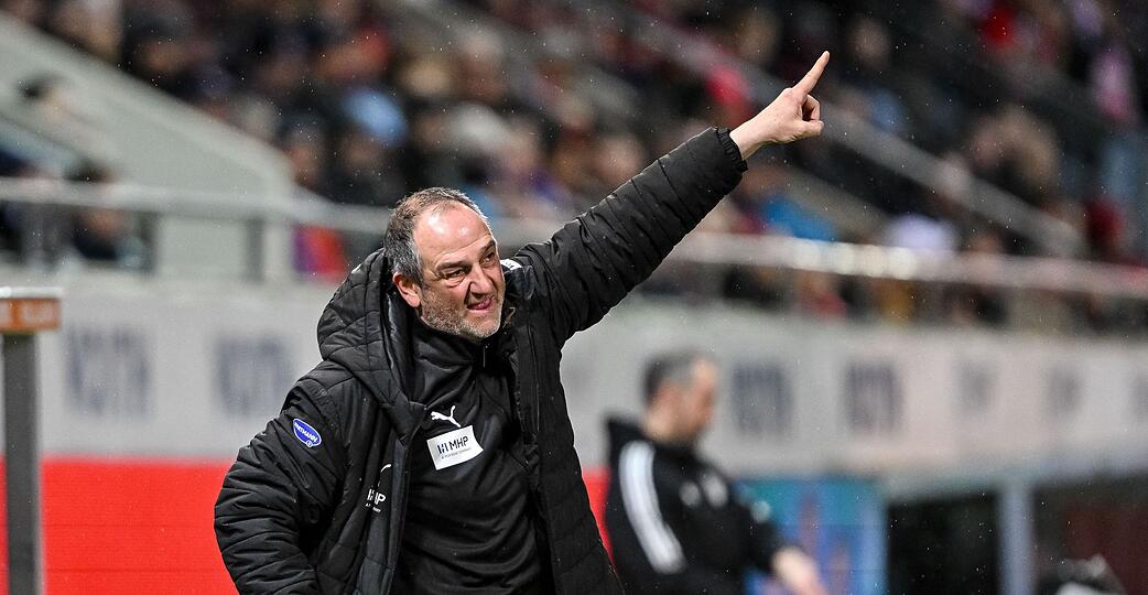 Frank Schmidt stand kurz vor einem Sieg gegen Stuttgart.