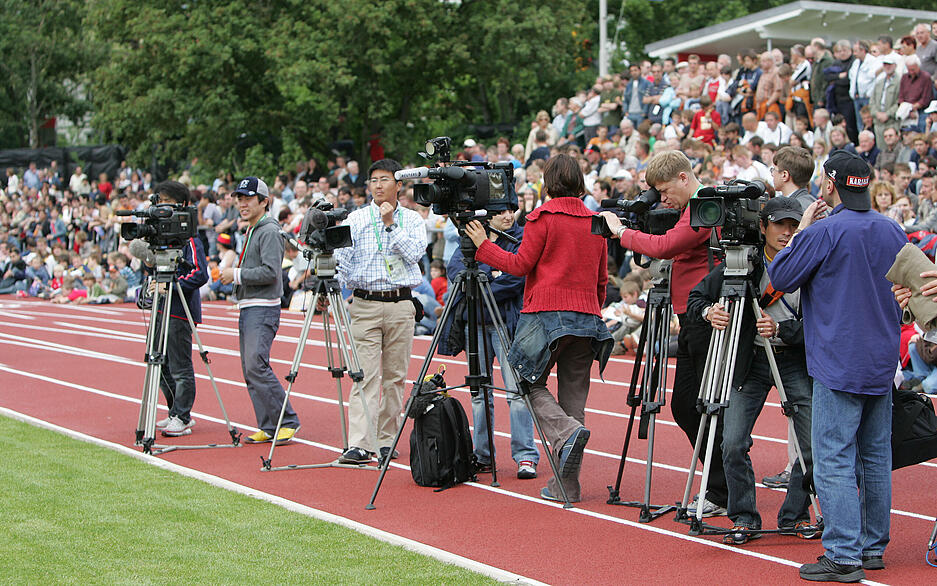 7. Juni 2006: Rund 100 Journalisten, über 15 Fernsehstationen: Die News der australischen Socceroos gehen während der WM-Zeit rund um den Globus.