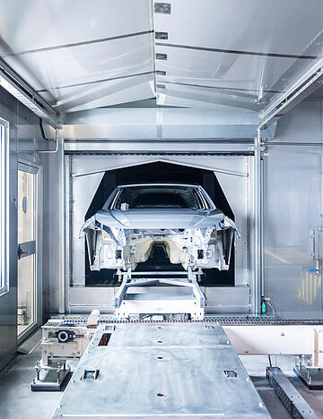 Mit der KI-gestützten Trocknersteuerung testet Audi in der Lackiererei am Standort Neckarsulm den ersten Anwendungsfall aus einer Ipai-Kooperation im Serienbetrieb. Mit der KI-gestützten Trocknersteuerung testet Audi in der Lackiererei am Standort Neckarsulm den ersten Anwendungsfall aus einer Ipai-Kooperation im Serienbetrieb.