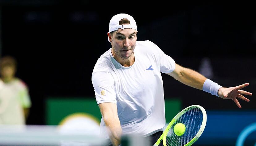Jan-Lennard Struff bewies in seinem Match gegen Yoshihito Nishioka Nervenstärke. (Archivbild) Jan-Lennard Struff bewies in seinem Match gegen Yoshihito Nishioka Nervenstärke. (Archivbild)