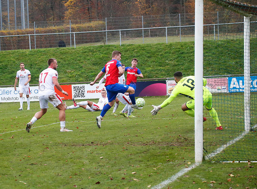 Doch ein Tor fiel nicht. Das Spiel endete 0:0-Unentschieden. Doch ein Tor fiel nicht. Das Spiel endete 0:0-Unentschieden.