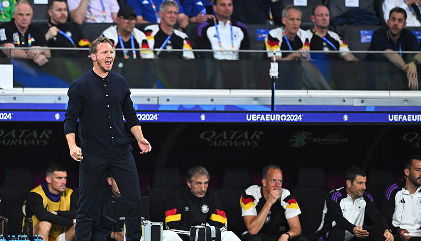 Bundestrainer Julian Nagelsmann hatte viel zu tun an der Seitenlinie.
