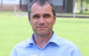 Ein Blauer durch und durch: Ralf Vollmer, hier als Trainer der SG Bad Wimpfen im Jahr 2014, ist Bundesliga-Rekordspieler der Stuttgarter Kickers.
Foto:Archiv/ Bertok