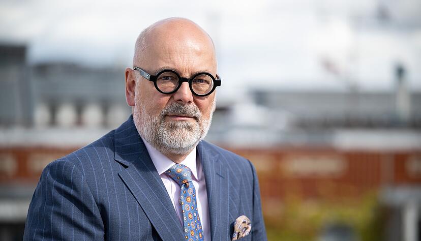 Der fr&uuml;here SPD-Ministerpr&auml;sident von Schleswig-Holstein und heutige Cheflobbyist von Philip Morris Deutschland, Torsten Albig, setzt sich f&uuml;r Alternativen zu Zigaretten ein.