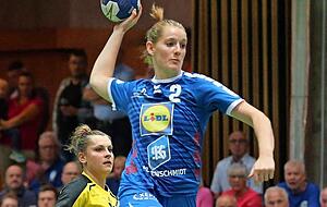 Gestern Tore in Blau: Selina Kalmbach, hier im September 2018, war 2022 die letzte Spielerin aus der Aufstiegsmannschaft, die die Sport-Union verließ. Gestern Tore in Blau: Selina Kalmbach, hier im September 2018, war 2022 die letzte Spielerin aus der Aufstiegsmannschaft, die die Sport-Union verließ.