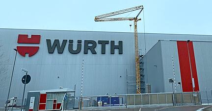 Im W&uuml;rth-Logistikzentren in Gaisbach kam es zu einem gr&ouml;&szlig;eren Corona-Ausbruch. Die britische Mutante wurde bisher in drei F&auml;llen nachgewiesen.
Fotos: Tscherwitschke