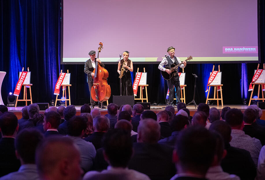 Meisterfeier des Handwerks in der Harmonie Meisterfeier des Handwerks in der Harmonie