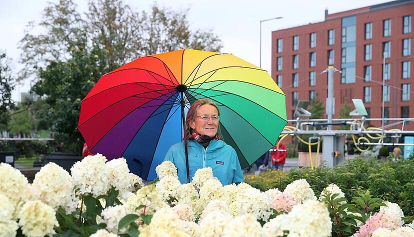 Gut beraten ist, wer am Wochenende auf der Buga einen Regenschirm dabei hat. Bei dem Wetter fällt der Abschied vielleicht nicht ganz so schwer.
Foto: Andreas Veigel