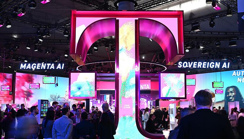 Der Telekom-Messestand beim MWC. Der Telekom-Messestand beim MWC.