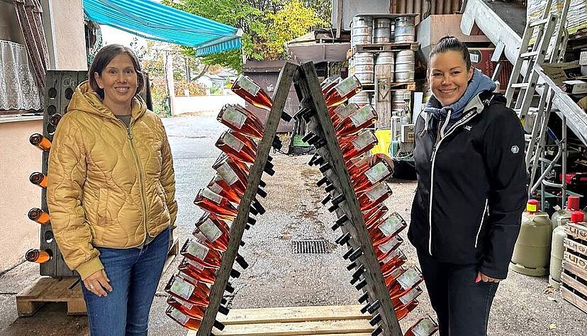 Jennifer Hohenschläger (links) und Carolin Stengel sind zwei der Initiatoren des Projektes, das sich über mehrere Jahre erstreckt. Jennifer Hohenschläger (links) und Carolin Stengel sind zwei der Initiatoren des Projektes, das sich über mehrere Jahre erstreckt.