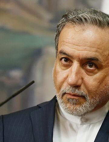 Der Chamenei ist nach Angaben des iranischen Au&szlig;enministers wohl am Leben. (Archivfoto)