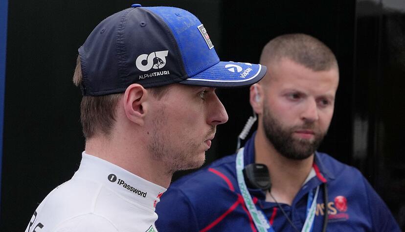 Max Verstappen ist nach dem Fehlstart bedient.