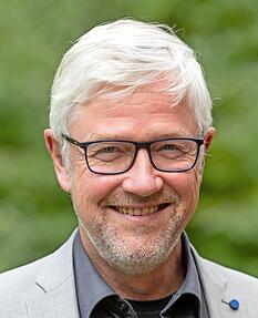 Dr. Matthias Michel Dr. Matthias Michel