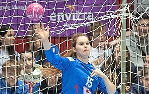 Erste, zweite, f&uuml;nfte Liga &minus; Anita Pol&aacute;ckov&aacute; hat bisher viel Flexibilit&auml;t bewiesen.