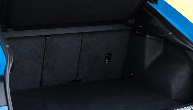 Kofferraum: Je nachdem, in welche Position man die R&uuml;ckbank bringt und wie viel Sitze man nutzt, variiert das Gep&auml;ckvolumen zwischen 530 und 1.400 Litern.