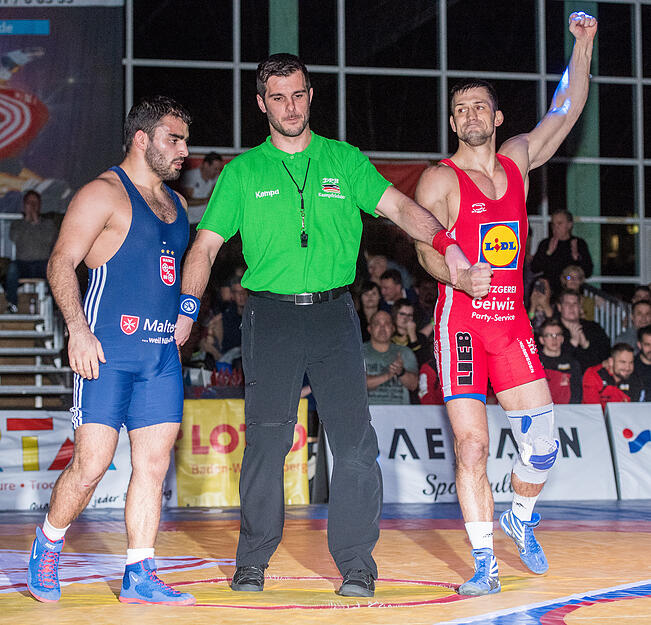 Red Devils im Halbfinale gegen Mainz