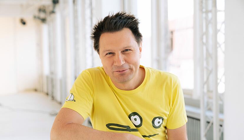 André Gatzke moderiert unter anderem beim KiKa und ist selbst Vater von zwei Kindern. André Gatzke moderiert unter anderem beim KiKa und ist selbst Vater von zwei Kindern.