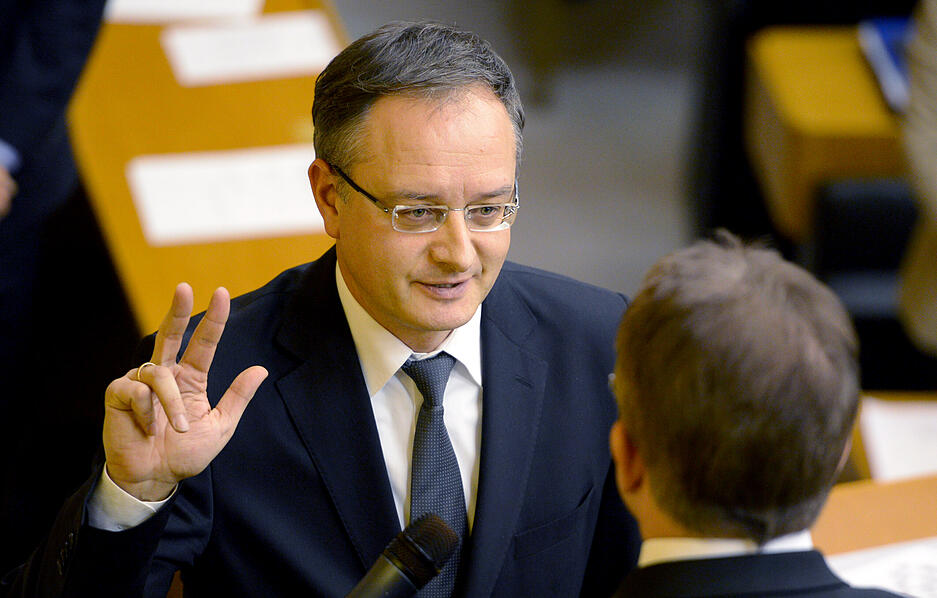 2013 wird Andreas Stoch Kultusminister der grün-roten Landesregierung. Am 23. Januar 2013 wird er im Landtag von Baden-Württemberg in Stuttgart vereidigt. Stochs Vorgängerin war wegen massiver Kritik zurückgetreten. Foto: dpa