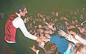 Udo J&uuml;rgens hatte in Heilbronn viele umjubelte Auftritte, den letzten zwei Monate vor seinem Tod 2014. Fotos: Archiv/Eisenmenger