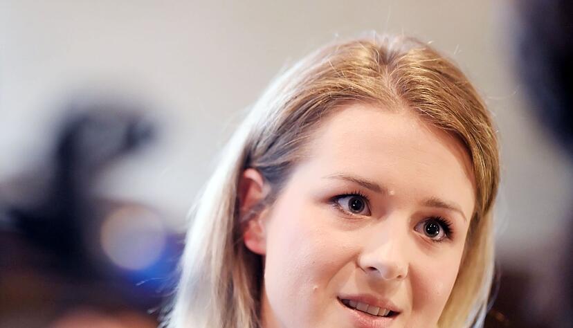 AfD-Fraktionschefin Diana Zimmer geht davon aus, dass die anderen Fraktionen den Widerstand gegen ihre Partei nicht über fünf Jahre aufrechterhalten werden. AfD-Fraktionschefin Diana Zimmer geht davon aus, dass die anderen Fraktionen den Widerstand gegen ihre Partei nicht über fünf Jahre aufrechterhalten werden.