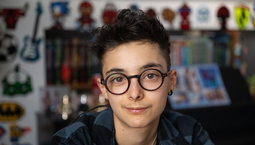 Lio Titos aus Laichingen hat sein eingetragenes Geschlecht kurz nach Inkrafttreten des Selbstbestimmungsgesetzes im November &auml;ndern lassen - von weiblich zu m&auml;nnlich.