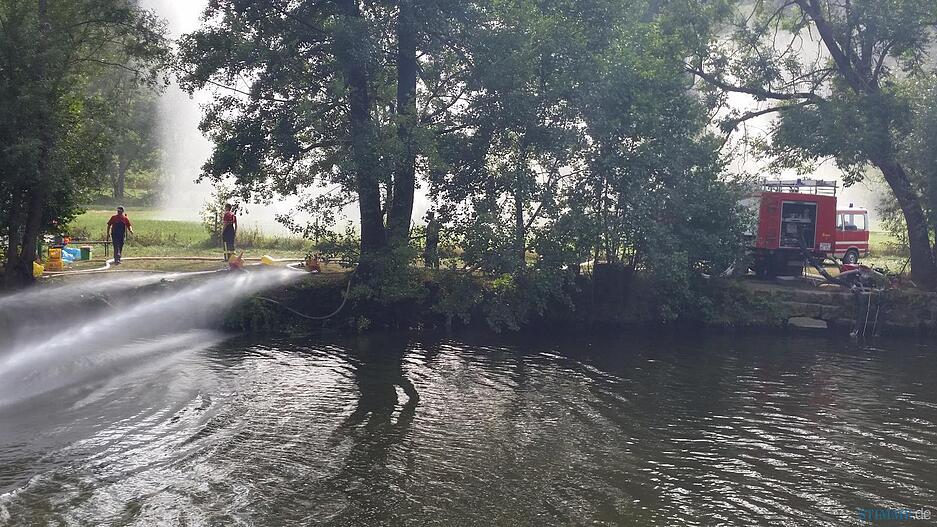 Kontaminiertes Jagstwasser wird abgepumpt | 25.08.