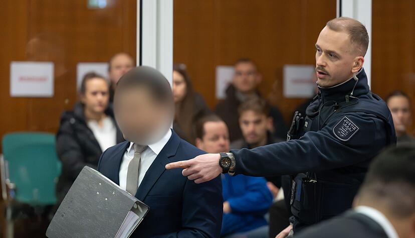 Der Prozess vor dem Landgericht Frankfurt wegen t&ouml;dlicher Sch&uuml;sse am Hauptbahnhof hat begonnen.